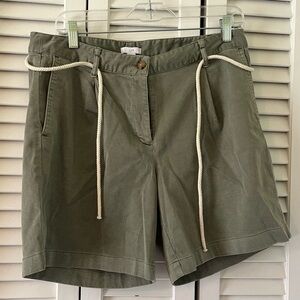 NWT J. Jill Olive Khaki Shorts With Rope Belt  7” Inseam Size 10